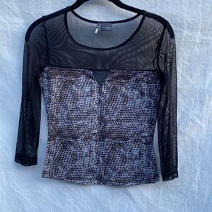 Sparkle & Fade Mesh Cropped Animal Print Long sleeve